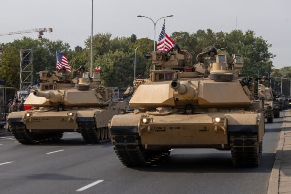 Almost 7,000 troops, tanks and parachute jumps: the army confirms the military parade that coincides with Trump’s birthday Almost 7,000 troops, tanks and parachute jumps: the army confirms the military parade that coincides with Trump's birthday